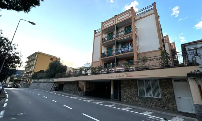 Rexer-Spotorno-Trilocale-in-perfette-condizioni-Altro