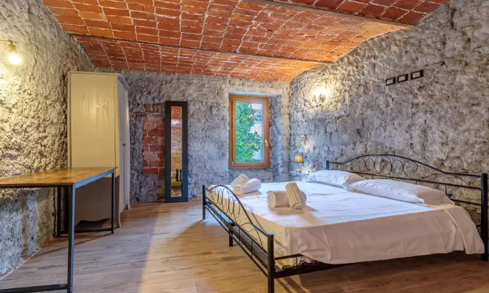 Rexer-Ozzano-Monferrato-Elegante-casale-Depoca-Altro