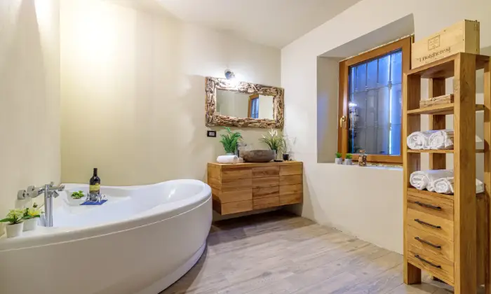 Rexer-Ozzano-Monferrato-Elegante-casale-Depoca-Altro