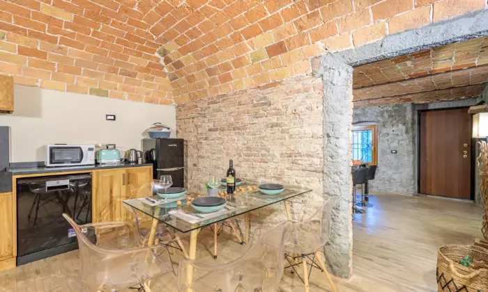Rexer-Ozzano-Monferrato-Elegante-casale-Depoca-Altro