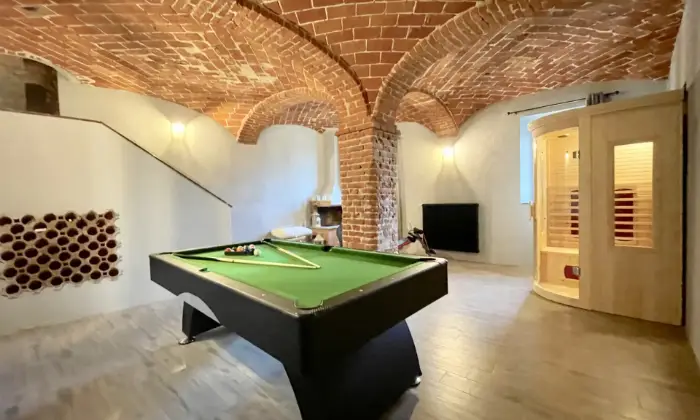 Rexer-Ozzano-Monferrato-Elegante-casale-Depoca-Altro