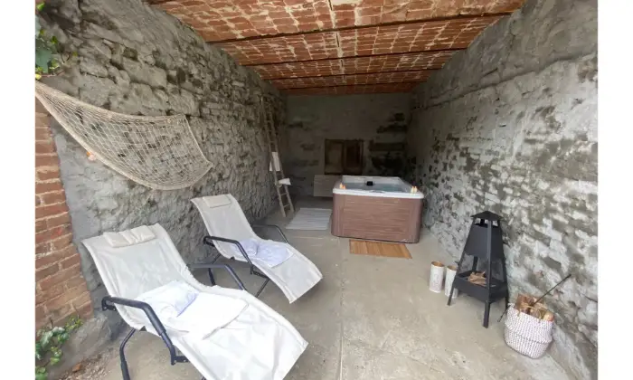 Rexer-Ozzano-Monferrato-Elegante-casale-Depoca-Altro
