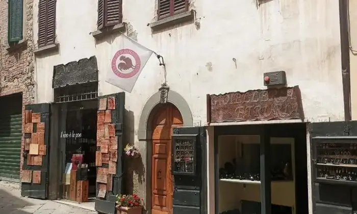 Rexer-Lucignano-Vendesi-locale-commerciale-a-Arezzo-Altro