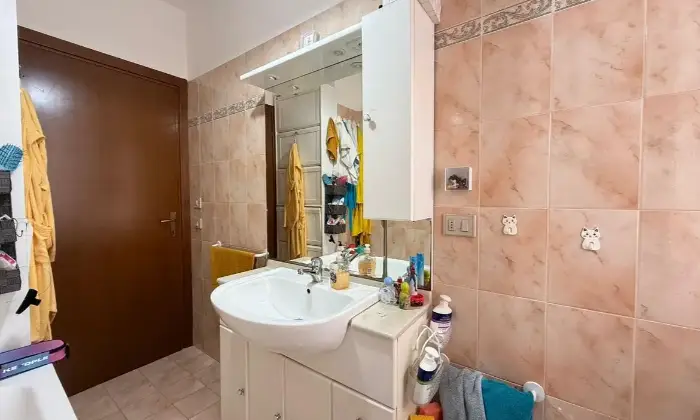 Rexer-Castiglione-del-Lago-Vendesi-Appartamento-spazioso-a-Castiglione-del-Lago-Altro