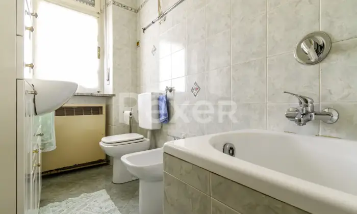 Rexer-Chieri-Villa-Bifamiliare-con-giardino-e-box-Altro