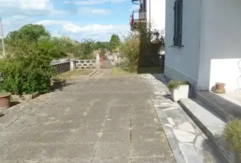 Rexer-Castiglione-del-Lago-Vendesi-casa-singola-parzialmente-ristrutturata-a-Castiglione-del-Lago-Altro