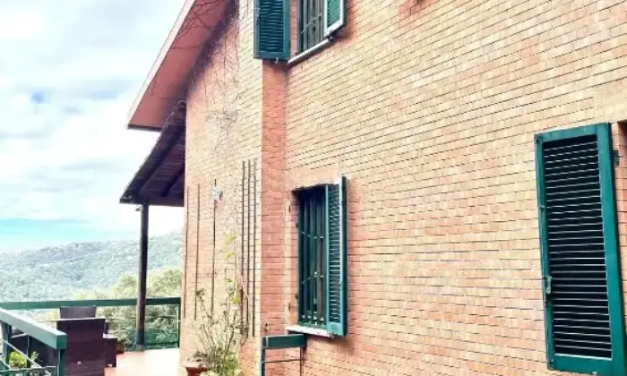 Rexer-Perugia-Vendesi-Villa-a-Perugia-Altro