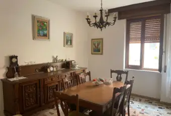 Rexer-Tula-Vendesi-palazzina-a-Tula-SS-Altro