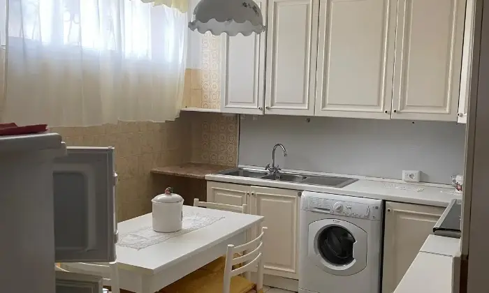 Rexer-Tula-Vendesi-palazzina-a-Tula-SS-Altro