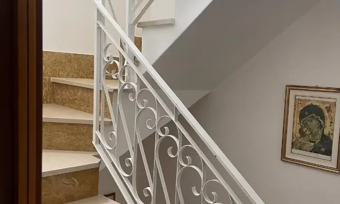 Rexer-Tula-Vendesi-palazzina-a-Tula-SS-Altro