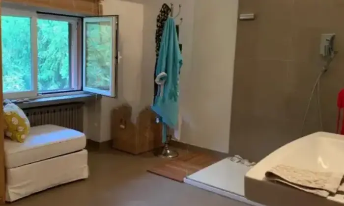 Rexer-Langhirano-Vendesi-Villa-a-Langhirano-Altro