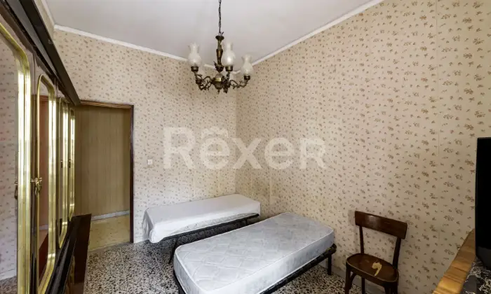 Rexer-Canosa-di-Puglia-Appartamento-al-primo-piano-con-box-auto-Altro
