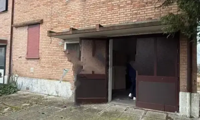 Rexer-Goro-Casa-di-paese-in-vendita-in-via-Alessandro-Manzoni-Goro-Altro