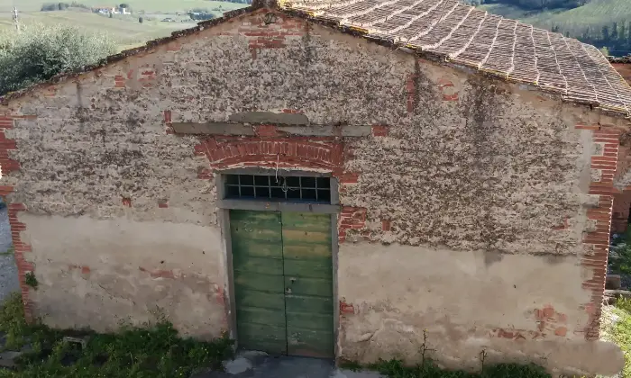 Rexer-Vinci-Vendesi-terratetto-con-cantina-e-terreno-a-Vinci-FI-Altro