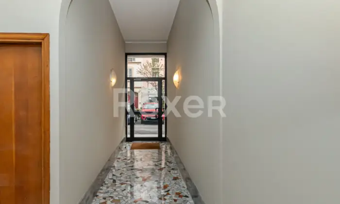Rexer-Monza-Monza-Bilocale-ristrutturato-ultimo-piano-con-balcone-Altro