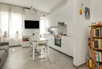 Rexer-Monza-Monza-Bilocale-ristrutturato-ultimo-piano-con-balcone-Altro