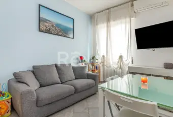 Rexer-Monza-Monza-Bilocale-ristrutturato-ultimo-piano-con-balcone-Altro