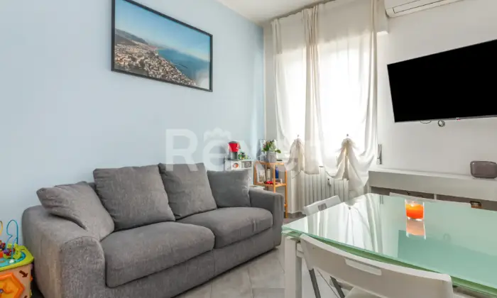 Rexer-Monza-Monza-Bilocale-ristrutturato-ultimo-piano-con-balcone-Altro
