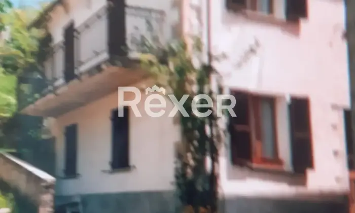 Rexer-Bedonia-Vendesi-casa-indipendente-immersa-nel-verde-a-Bedonia-Appennino-Parmense-Altro