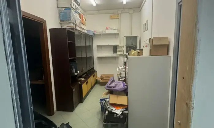 Rexer-Carrara-Vendesi-locale-commerciale-a-Avenza-Altro