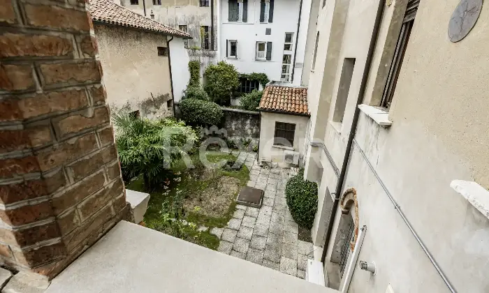 Rexer-Portogruaro-Casa-storica-indipendente-con-giardino-provato-Altro