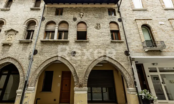 Rexer-Portogruaro-Casa-storica-indipendente-con-giardino-provato-Altro