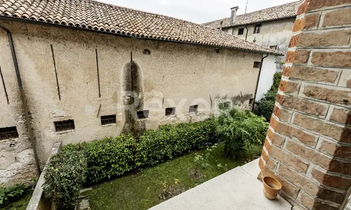 Rexer-Portogruaro-Casa-storica-indipendente-con-giardino-provato-Altro