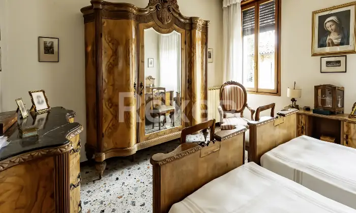 Rexer-Portogruaro-Casa-storica-indipendente-con-giardino-provato-Altro