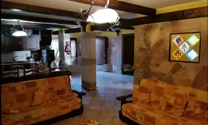 Rexer-Latina-Vendesi-Villa-a-schiera-a-Latina-Altro