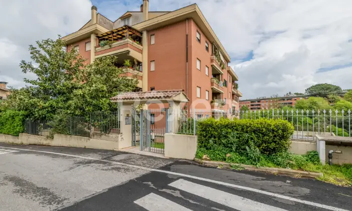 Rexer-Roma-Vendesi-Appartamento-Via-della-Rimessola-Altro