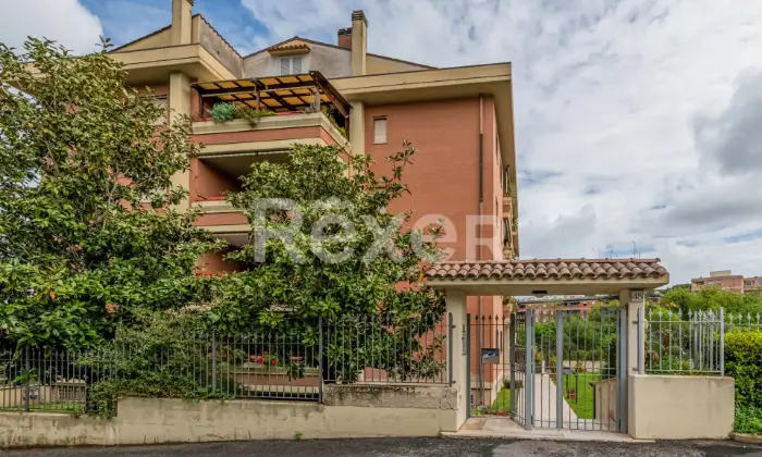 Rexer-Roma-Vendesi-Appartamento-Via-della-Rimessola-Altro