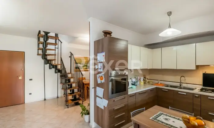 Rexer-Roma-Vendesi-Appartamento-Via-della-Rimessola-Altro