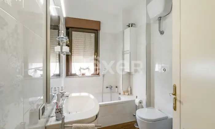 Rexer-Roma-Vendesi-Appartamento-Via-della-Rimessola-Altro