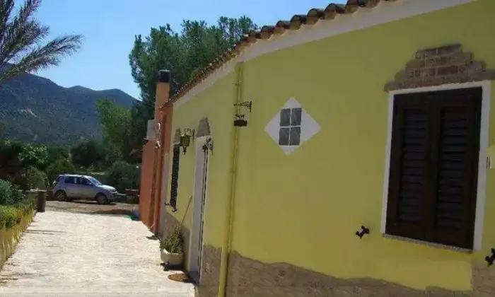 Rexer-Piscinas-Vendesi-casa-semiindipendente-a-Piscinas-SU-Altro