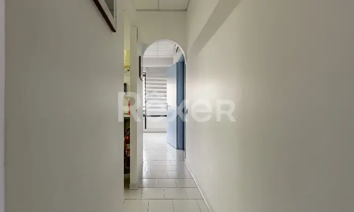 Rexer-Santa-Maria-Maddalena-Locale-commerciale-indipendente-di-mq-in-zona-servita-Altro