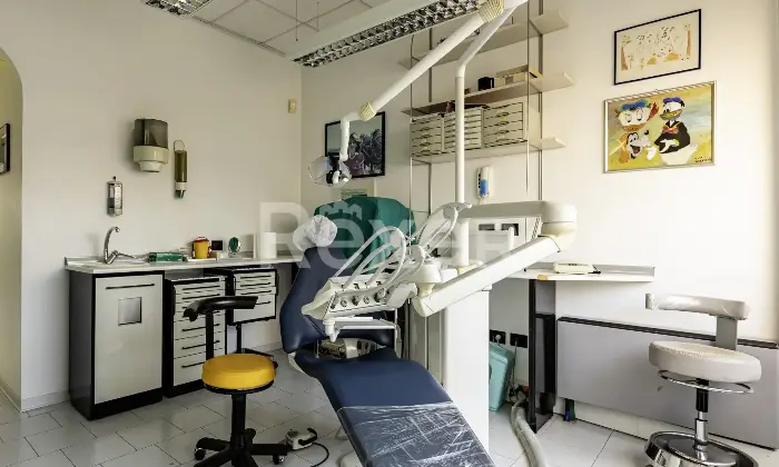 Rexer-Santa-Maria-Maddalena-Locale-commerciale-indipendente-di-mq-in-zona-servita-Altro