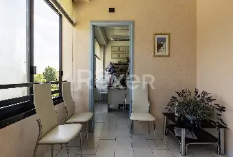 Rexer-Santa-Maria-Maddalena-Locale-commerciale-indipendente-di-mq-in-zona-servita-Altro