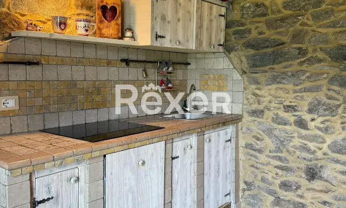 Rexer-Malonno-Vendesi-Baita-in-sasso-a-Malonno-BS-Altro