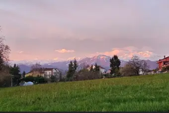 Rexer-SantAnna-Avagnina-Vendesi-Ampio-Cascinale-con-Vista-Panoramica-a-Mondov-Altro