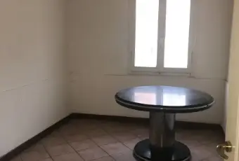 Rexer-Modena-Vendesi-Laboratorio-ufficio-con-vetrina-a-Modena-MO-Altro