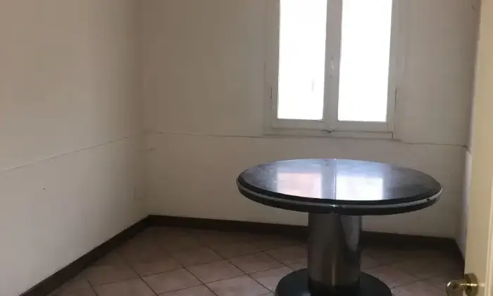 Rexer-Modena-Vendesi-Laboratorio-ufficio-con-vetrina-a-Modena-MO-Altro