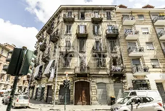 Rexer-Torino-Stabile-locato-ad-uso-investimento-Altro