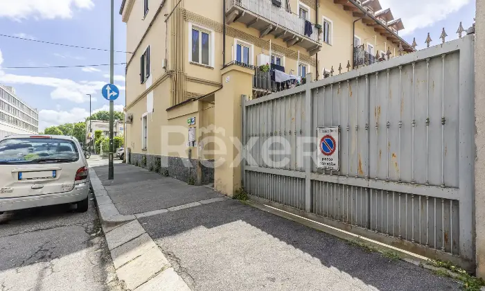 Rexer-Torino-Stabile-locato-ad-uso-investimento-Altro