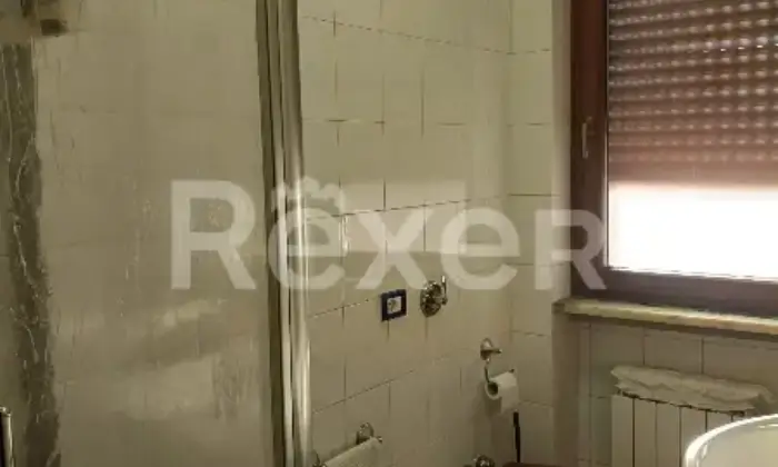 Rexer-Cerano-Ampio-appartamento-al-piano-terra-con-box-doppio-e-cantina-a-Cerano-NO-Altro