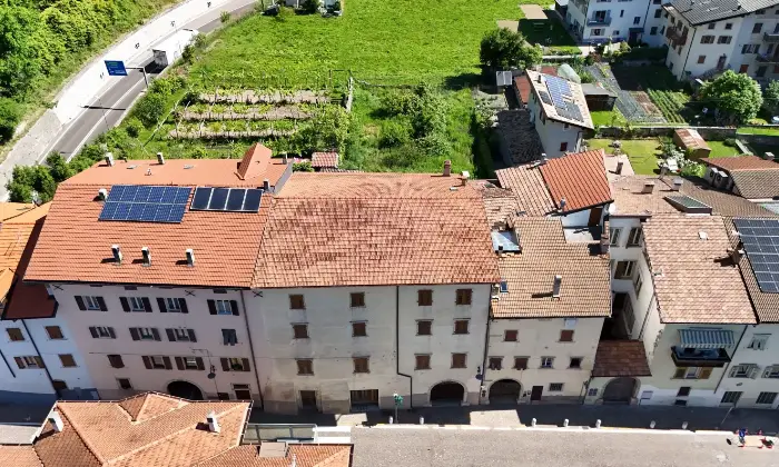 Rexer-Vallelaghi-Intero-fabbricato-con-giardino-a-Vallelaghi-TN-fraz-Vezzano-Altro