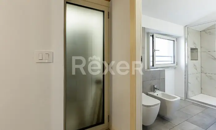 Rexer-Bergamo-BILOCALE-ULTIMO-PIANO-RISTRUTTURATO-Altro