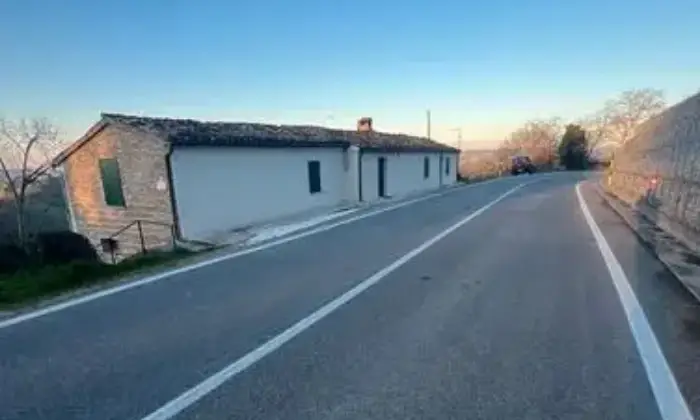 Rexer-Montesoffio-Vendesi-casa-singola-a-Urbino-Altro