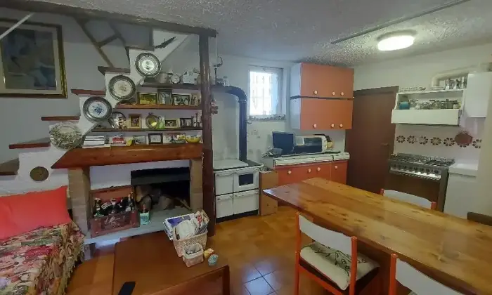 Rexer-Ligonchio-Vendesi-Villetta-bifamiliare-a-Ligonchio-Ospitaletto-Ventasso-Altro