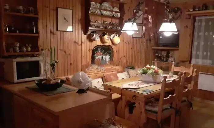Rexer-Cerreto-Laghi-Vendesi-appartamento-a-Ventasso-Altro