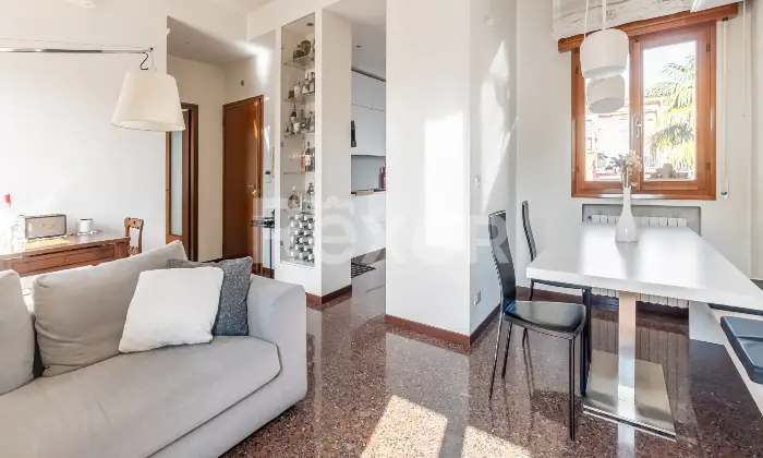 Rexer-Bologna-Casa-indipendente-con-tre-unit-immobiliari-Altro